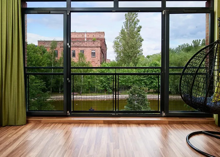 Lumina Luxury 2-Level Apart Near Skwer