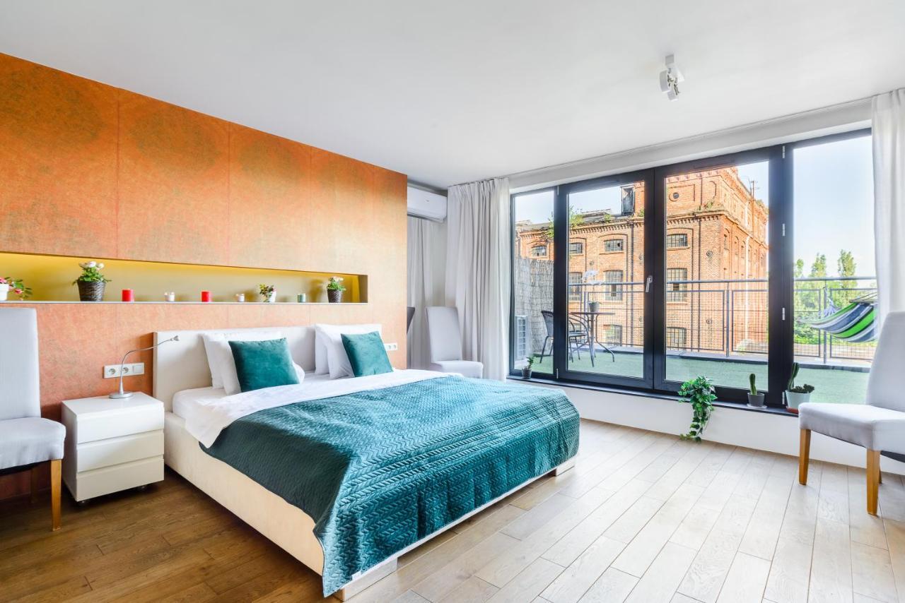Lumina Luxury 2-level Near Skwer Apartment